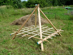 picture of a hayrack